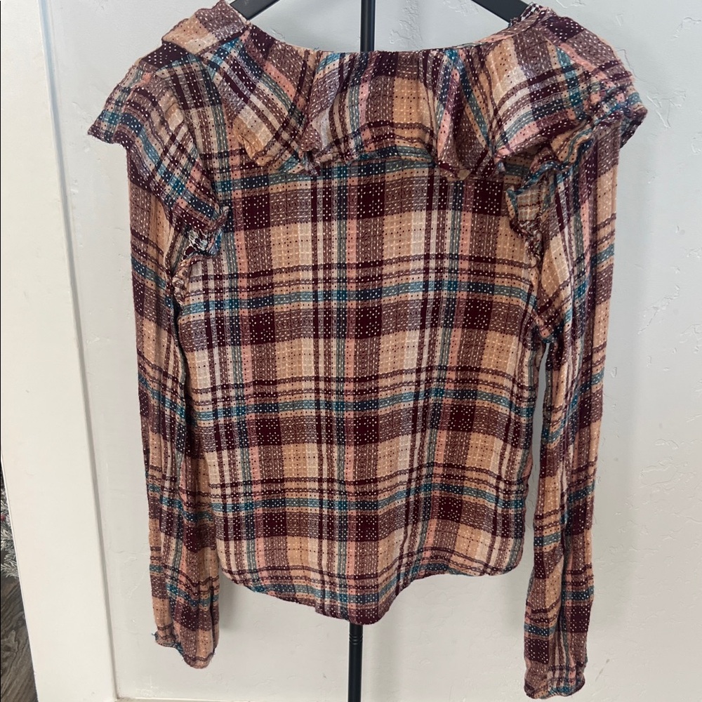 Chic Plaid Ruffle Collar Blouse - Picture 7 of 7